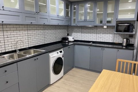 Кондоминиум с 2 спальнями в Чатучаке, Бангкок, Таиланд № 136738 - фото 2