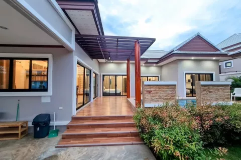 Villa in Hua Hin, Thailand 3 bedrooms № 136736 - photo 3