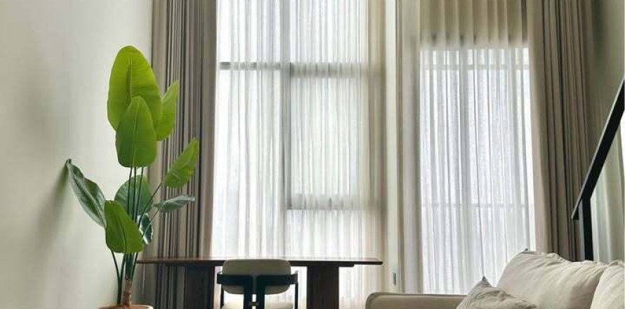 Studio dans le Condo à Bang Rak, Bangkok, Thaïlande  № 148121