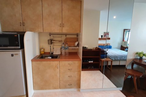 Studio in the Condo in Bang Rak, Bangkok, Thailand  № 141344 - photo 2