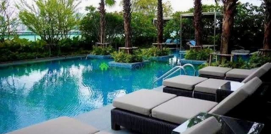 Studio in the Condo in Ratchathewi, Bangkok, Thailand  № 141345