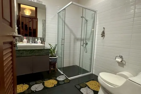 Haus in Dusit, Bangkok, Thailand 5 Schlafzimmer № 219078 - Foto 16