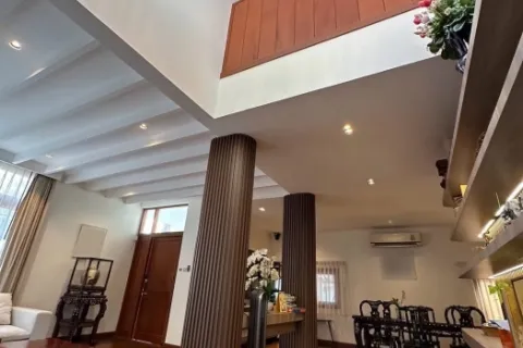 Haus in Dusit, Bangkok, Thailand 5 Schlafzimmer № 219078 - Foto 3