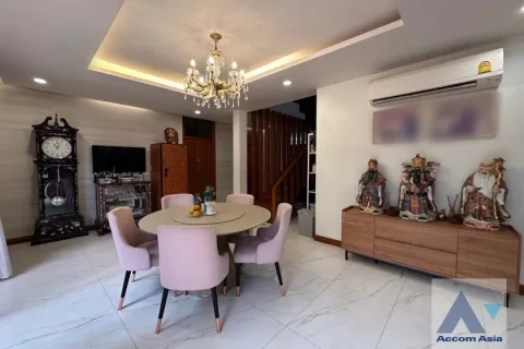 Haus in Dusit, Bangkok, Thailand 5 Schlafzimmer № 219078 - Foto 7