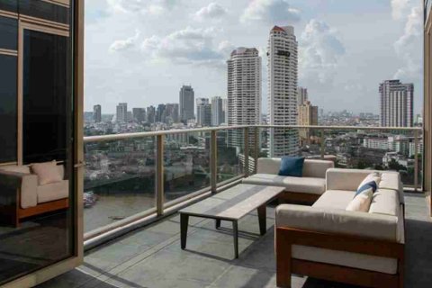 Condo in Thonburi, Bangkok, Thailand, 2 bedrooms № 183979 - photo 6