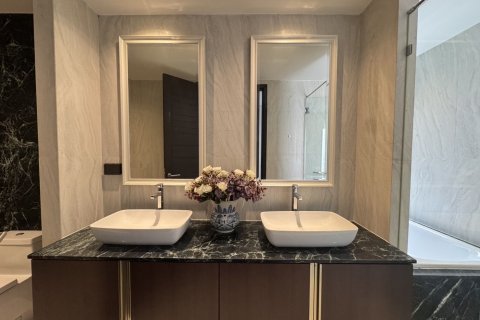 Condo à Watthana, Bangkok, Thaïlande, 2 chambres  № 135677 - photo 22