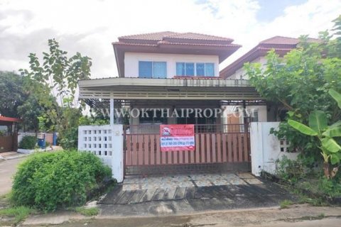 Дом в Лат Крабанге, Бангкок, Таиланд с 3 спальнями  № 145015 - фото 1