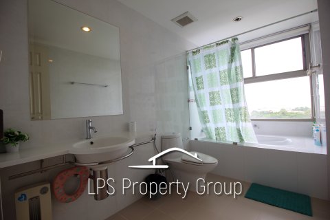 Кондоминиум с 1 спальней в Ча-аме, Таиланд № 168610 - фото 18