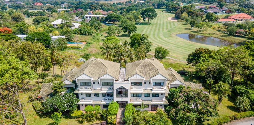 Condo in Hua Hin, Thailand, 3 bedrooms  № 168613