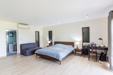 Condo in Hua Hin, Thailand, 3 bedrooms  № 168613 - photo 8