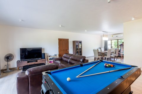 Condo in Hua Hin, Thailand, 3 bedrooms  № 168613 - photo 28