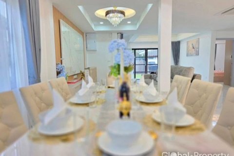 บ้านในพัทยา, ประเทศไทย 4 ห้องนอน № 190915 - รูปถ่าย 22
