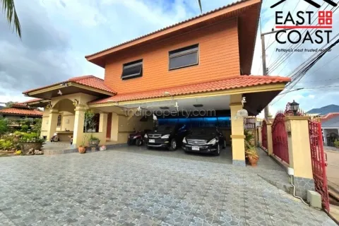 Casa de 2 dormitorios en Pattaya, Tailandia № 213499 - foto 4