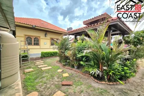 Casa de 2 dormitorios en Pattaya, Tailandia № 213499 - foto 13