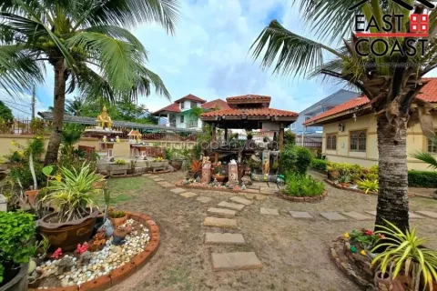 Casa de 2 dormitorios en Pattaya, Tailandia № 213499 - foto 17