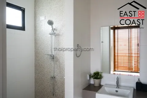 Casa de 3 dormitorios en Pattaya, Tailandia № 213495 - foto 7