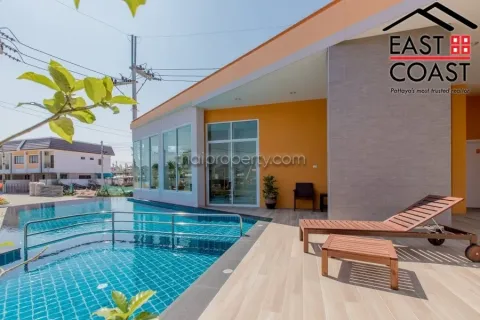 Casa de 3 dormitorios en Pattaya, Tailandia № 213495 - foto 12
