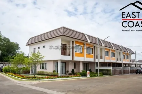 Casa de 3 dormitorios en Pattaya, Tailandia № 213495