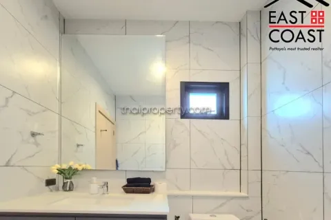 Casa de 3 dormitorios en Pattaya, Tailandia № 213496 - foto 16