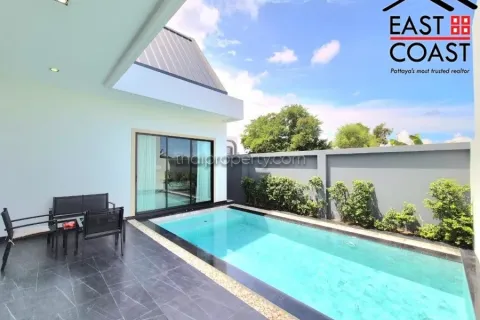 Casa de 3 dormitorios en Pattaya, Tailandia № 213496