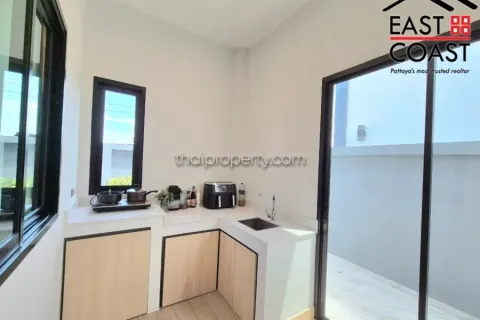 Casa de 3 dormitorios en Pattaya, Tailandia № 213496 - foto 14