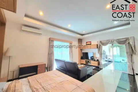 Casa de 4 dormitorios en Pattaya, Tailandia № 213497 - foto 22