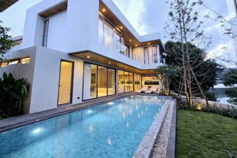 Villa in Phuket, Thailand 6 bedrooms № 136334 - photo 2