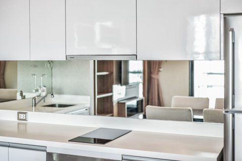 Condo à Bang Rak, Bangkok, Thaïlande, 2 chambres  № 136338 - photo 2