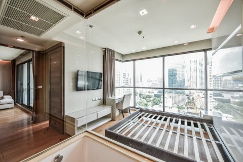 Condo à Bang Rak, Bangkok, Thaïlande, 2 chambres  № 136338 - photo 11