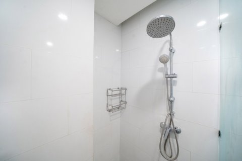 Studio dans le Condo à Kathu, Thaïlande № 136336 - photo 6