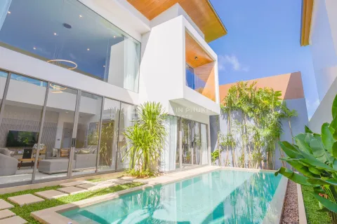 House in Phuket, Thailand 3 bedrooms № 153917 - photo 2