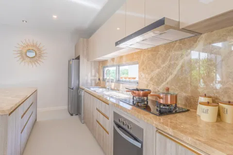 House in Phuket, Thailand 3 bedrooms № 153916 - photo 9