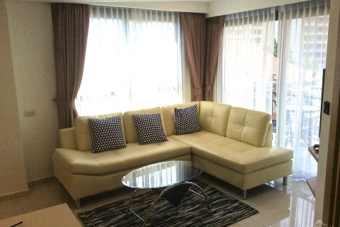 Condo in Pattaya, Thailand, 1 bedroom № 204164 - photo 2