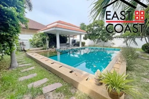 Casa de 5 dormitorios en Pattaya, Tailandia № 213135 - foto 6