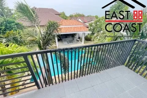 Casa de 5 dormitorios en Pattaya, Tailandia № 213135 - foto 24