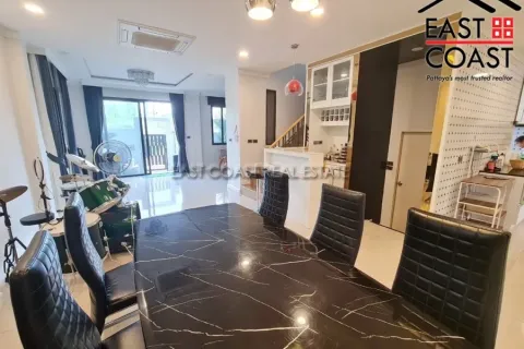 Casa de 3 dormitorios en Pattaya, Tailandia № 213134 - foto 10