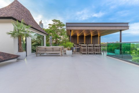 Chalet de 6 dormitorios en Pattaya, Tailandia № 172625 - foto 5