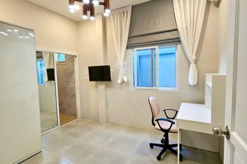 House in Phuket, Thailand 2 bedrooms № 140494 - photo 12