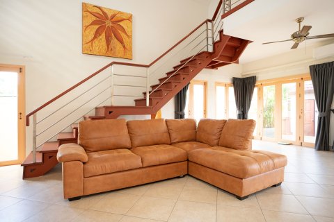 Villa à Pattaya, Thaïlande 4 chambres № 162695 - photo 23