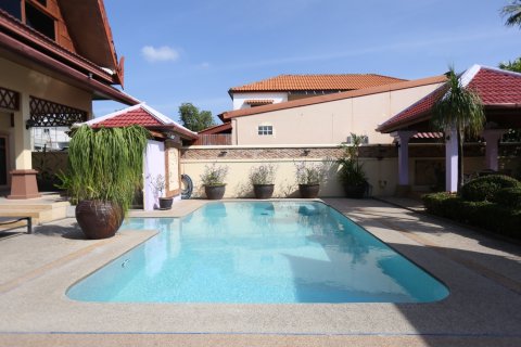 Villa à Pattaya, Thaïlande 4 chambres № 162695 - photo 3