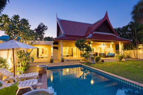 Villa in Pattaya, Thailand 3 bedrooms № 162692