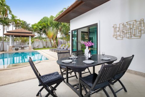 Villa à Pattaya, Thaïlande 4 chambres № 162694 - photo 8