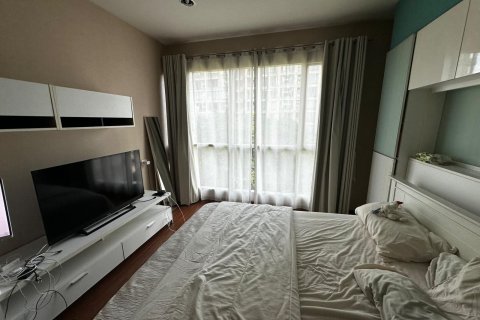 Кондоминиум с 2 спальнями в Патхум Ване, Бангкок, Таиланд № 137133 - фото 3