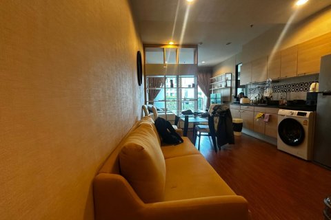 Кондоминиум с 2 спальнями в Патхум Ване, Бангкок, Таиланд № 137133 - фото 10