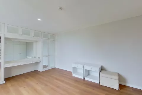 Кондоминиум с 3 спальнями в Патхум Ване, Бангкок, Таиланд № 137017 - фото 8