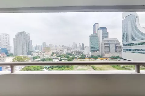 Кондоминиум с 3 спальнями в Патхум Ване, Бангкок, Таиланд № 137017 - фото 17