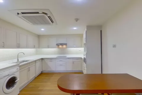 Кондоминиум с 3 спальнями в Патхум Ване, Бангкок, Таиланд № 137017 - фото 10