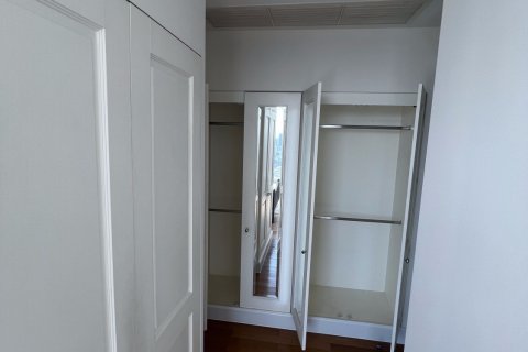 Condo in Watthana, Bangkok, Thailand, 2 bedrooms  № 158521 - photo 14