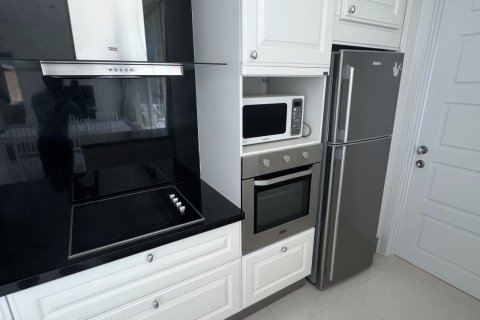 Condo in Watthana, Bangkok, Thailand, 2 bedrooms  № 158521 - photo 5