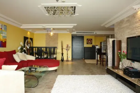 Condominio de 1 dormitorio en Pattaya, Tailandia № 213904 - foto 2